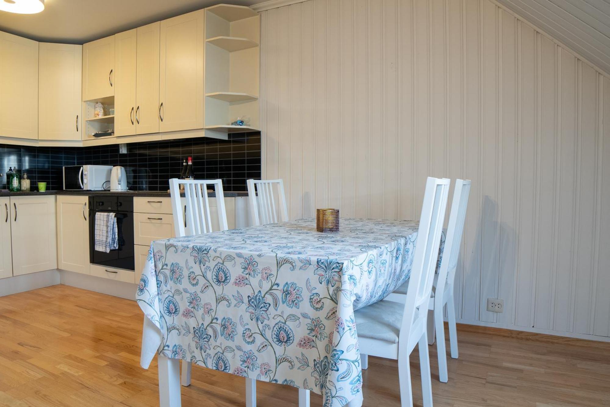 2 And 3 Rooms Apartments Tromsø Værelse billede
